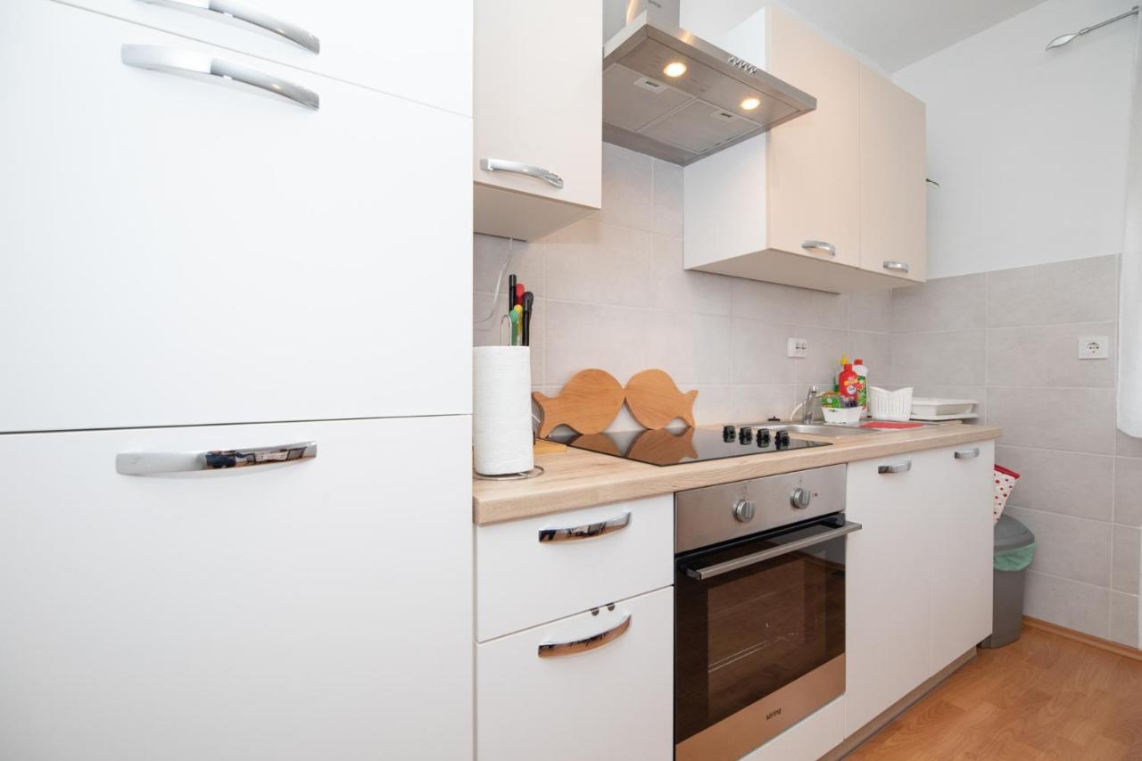 شقة Apartman Skender 3* رافنا غورا المظهر الخارجي الصورة