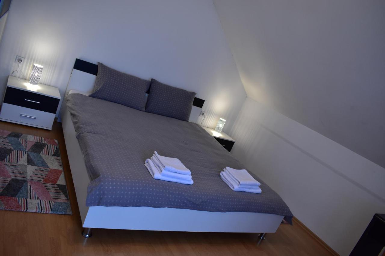 شقة Apartman Skender 3* رافنا غورا المظهر الخارجي الصورة